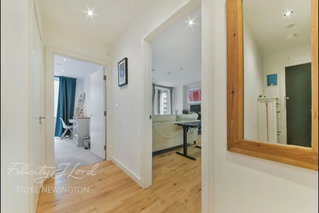 Kimpton Court, London, N4, photo 8