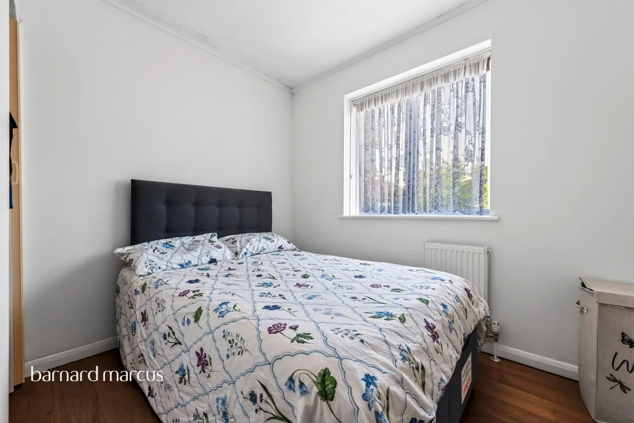 Bedfont Close, Feltham, TW14, photo 8