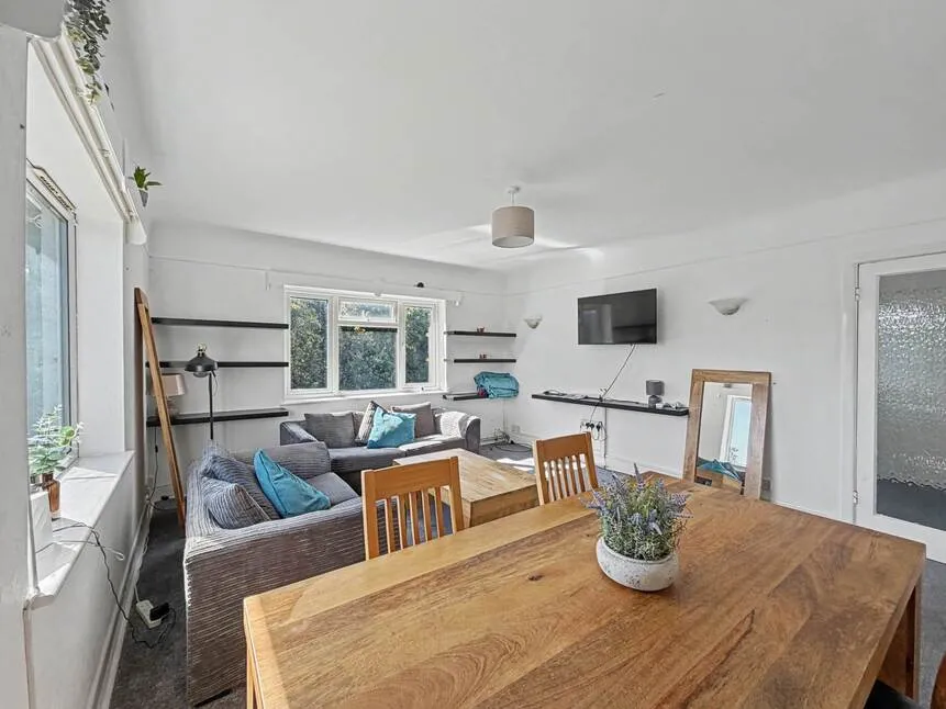 Longbarrow Close, Queens Park, BH8, photo 5