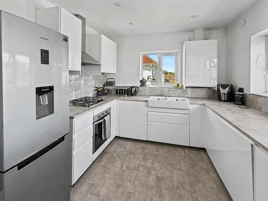 Longbarrow Close, Queens Park, BH8, photo 16