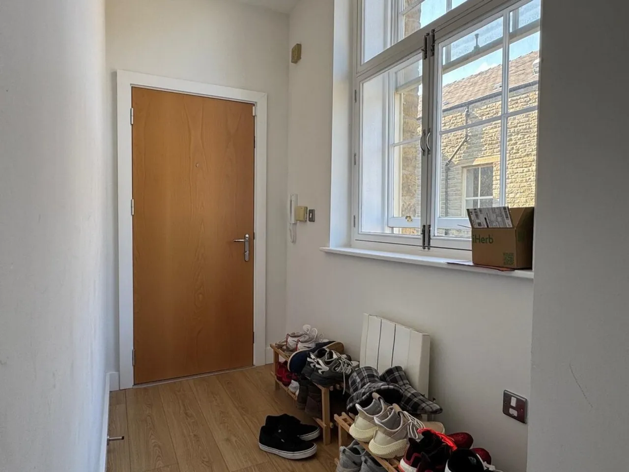 John William Court, Huddersfield, HD1, photo 9