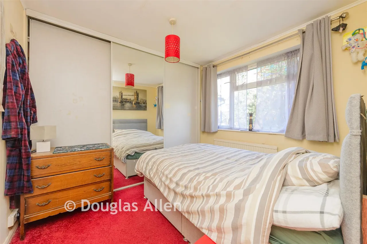 Belmont Avenue, Wickford, SS12, photo 7