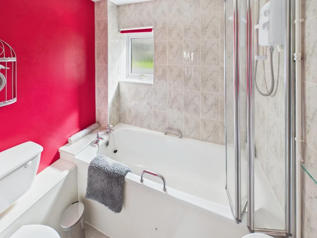 Arnolds Way, Cirencester, GL7, photo 8