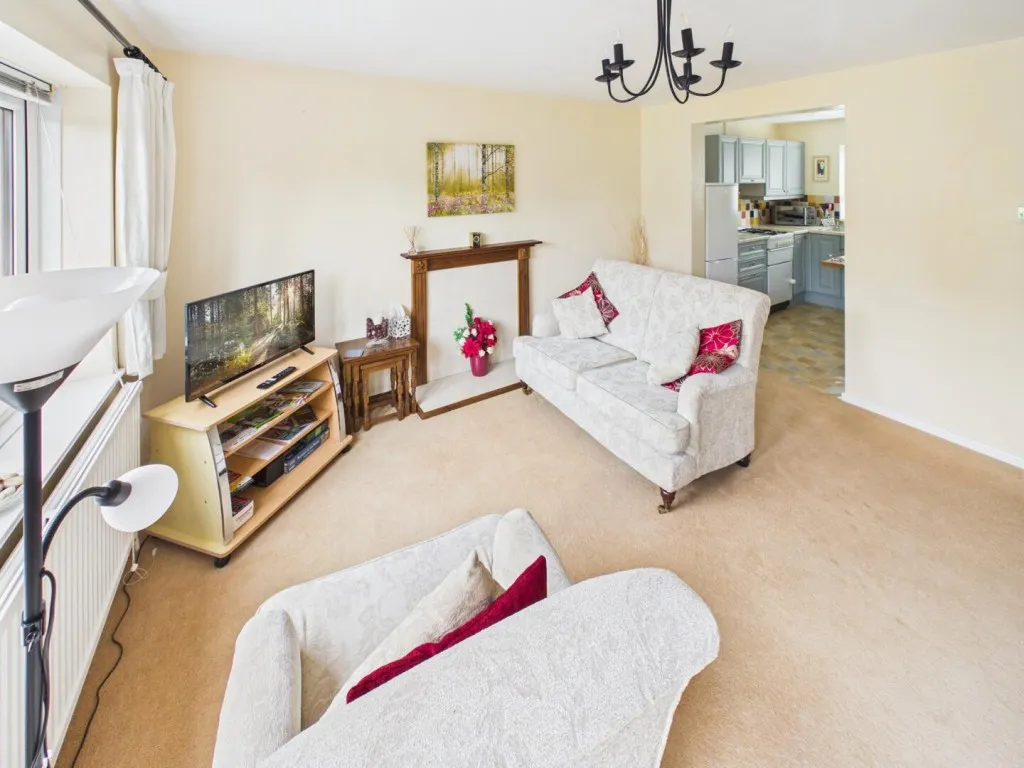Arnolds Way, Cirencester, GL7, photo 6
