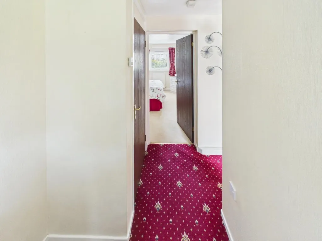 Arnolds Way, Cirencester, GL7, photo 12