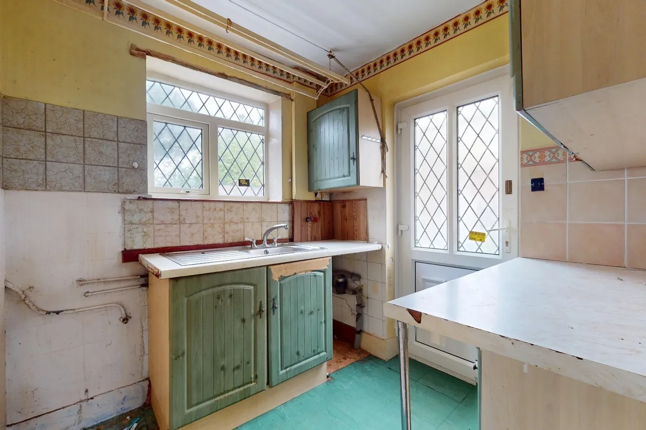 Turreff Avenue, Turreff Avenue, Donnington TF2 8HG, photo 2