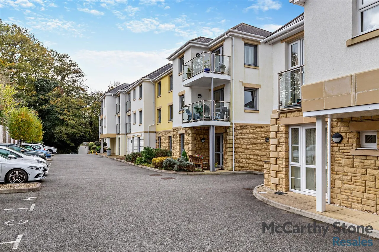 Tregolls Road, Truro, TR1, photo 17