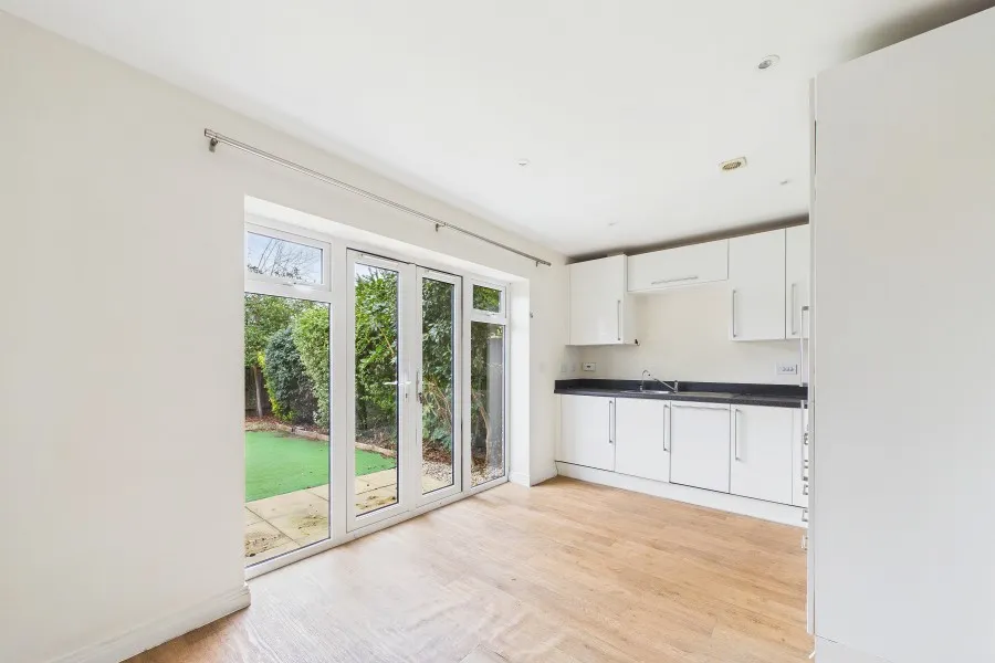 Honington Mews, Farnborough, GU14, photo 16