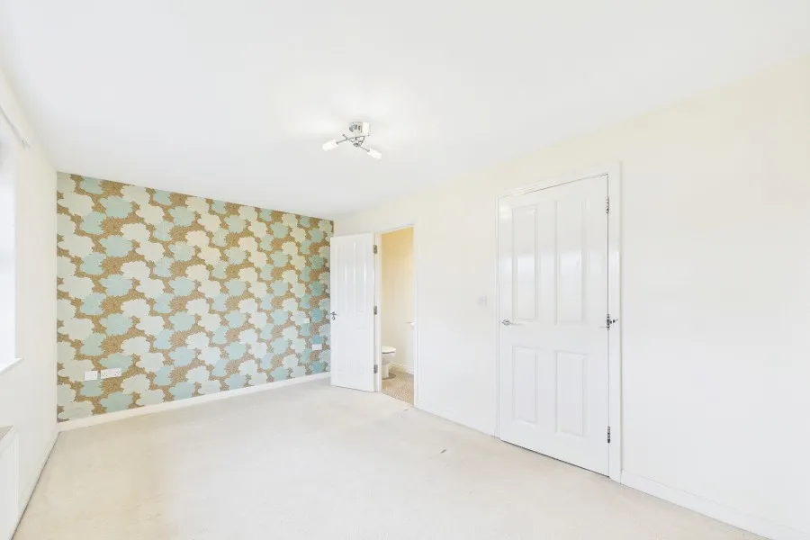 Honington Mews, Farnborough, GU14, photo 8