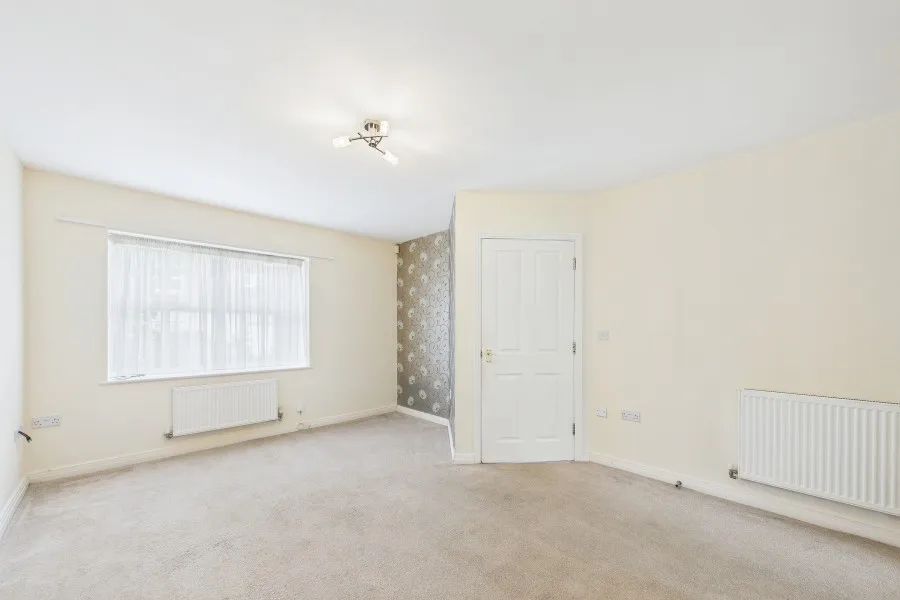 Honington Mews, Farnborough, GU14, photo 2