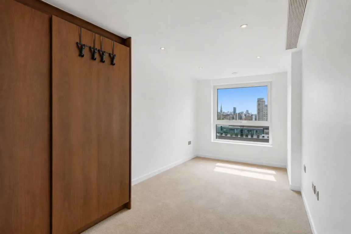 Lincoln Plaza, Canary Wharf, photo 6