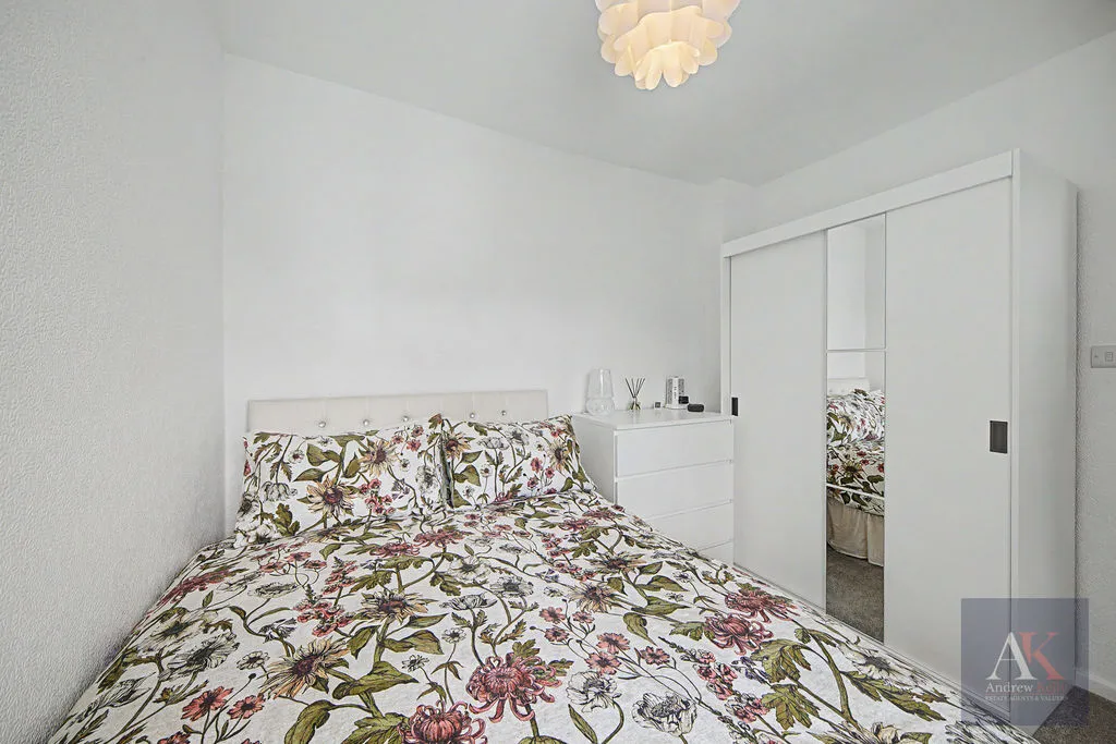 Birch Avenue, Rochdale OL12 9QH, photo 9