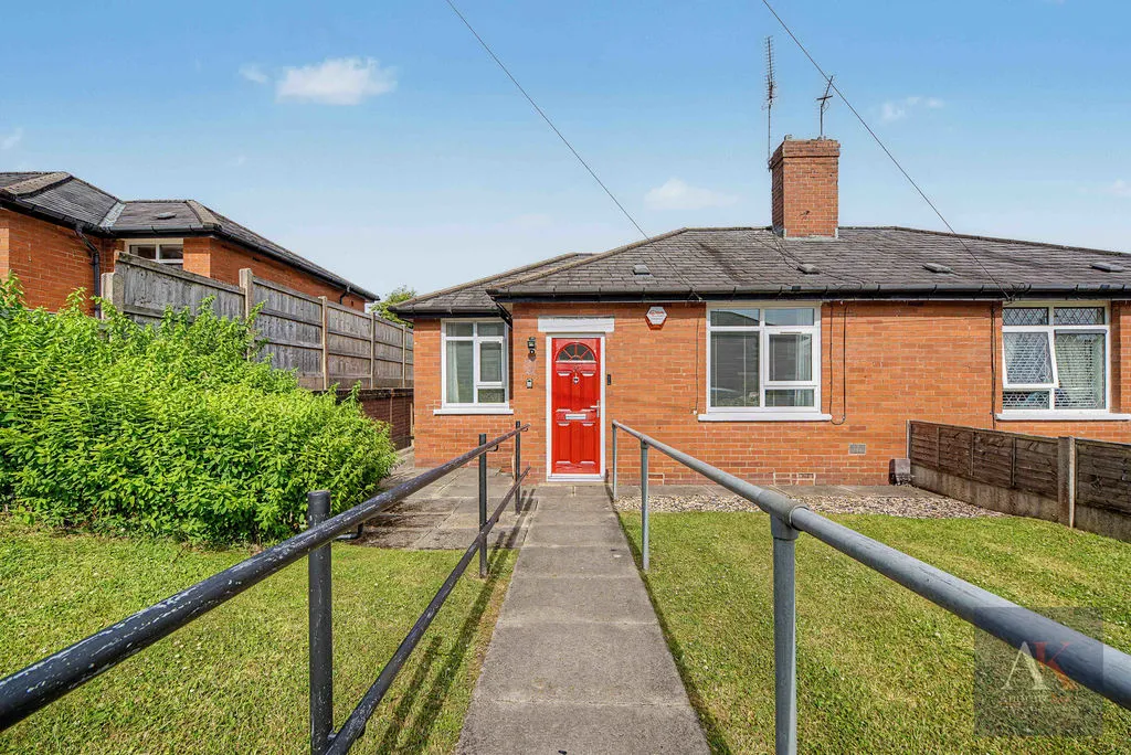 Birch Avenue, Rochdale OL12 9QH, photo 15