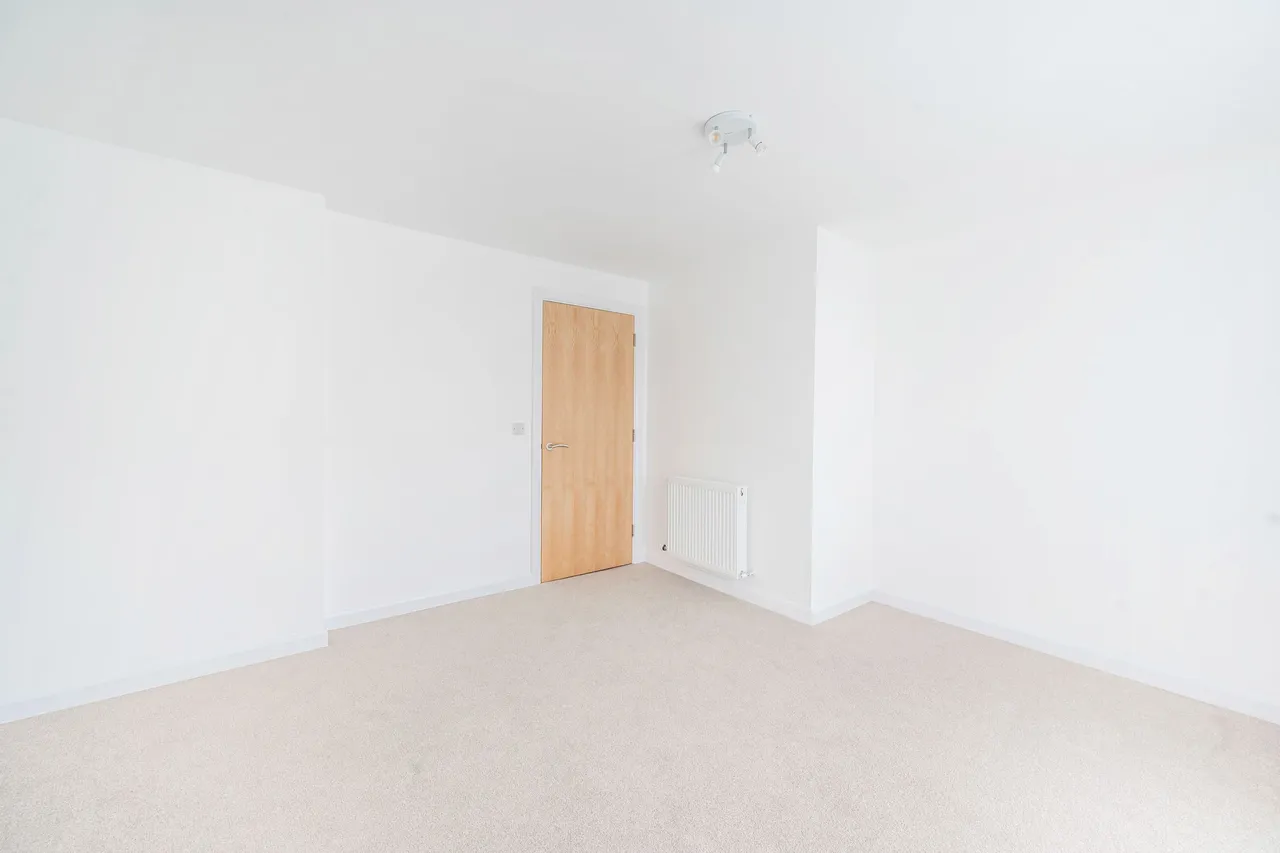 2 Chandos Parade, Buckingham Road, Edgware, photo 7