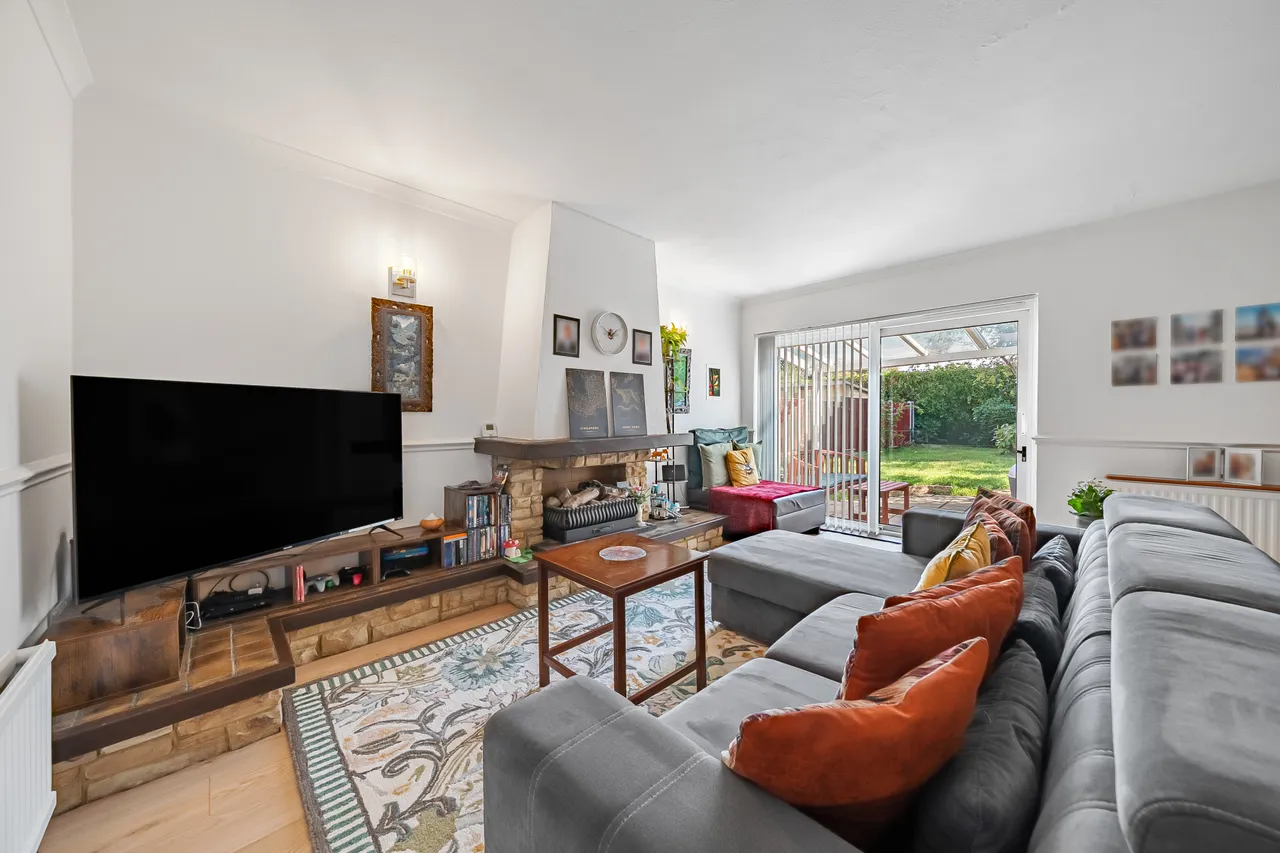Furze Road, Addlestone, KT15, photo 15