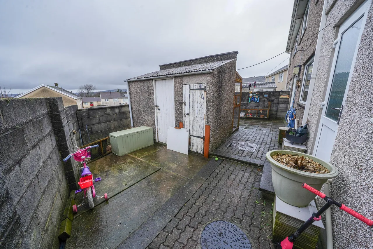 Lon Ogwen, Swansea, SA7, photo 24