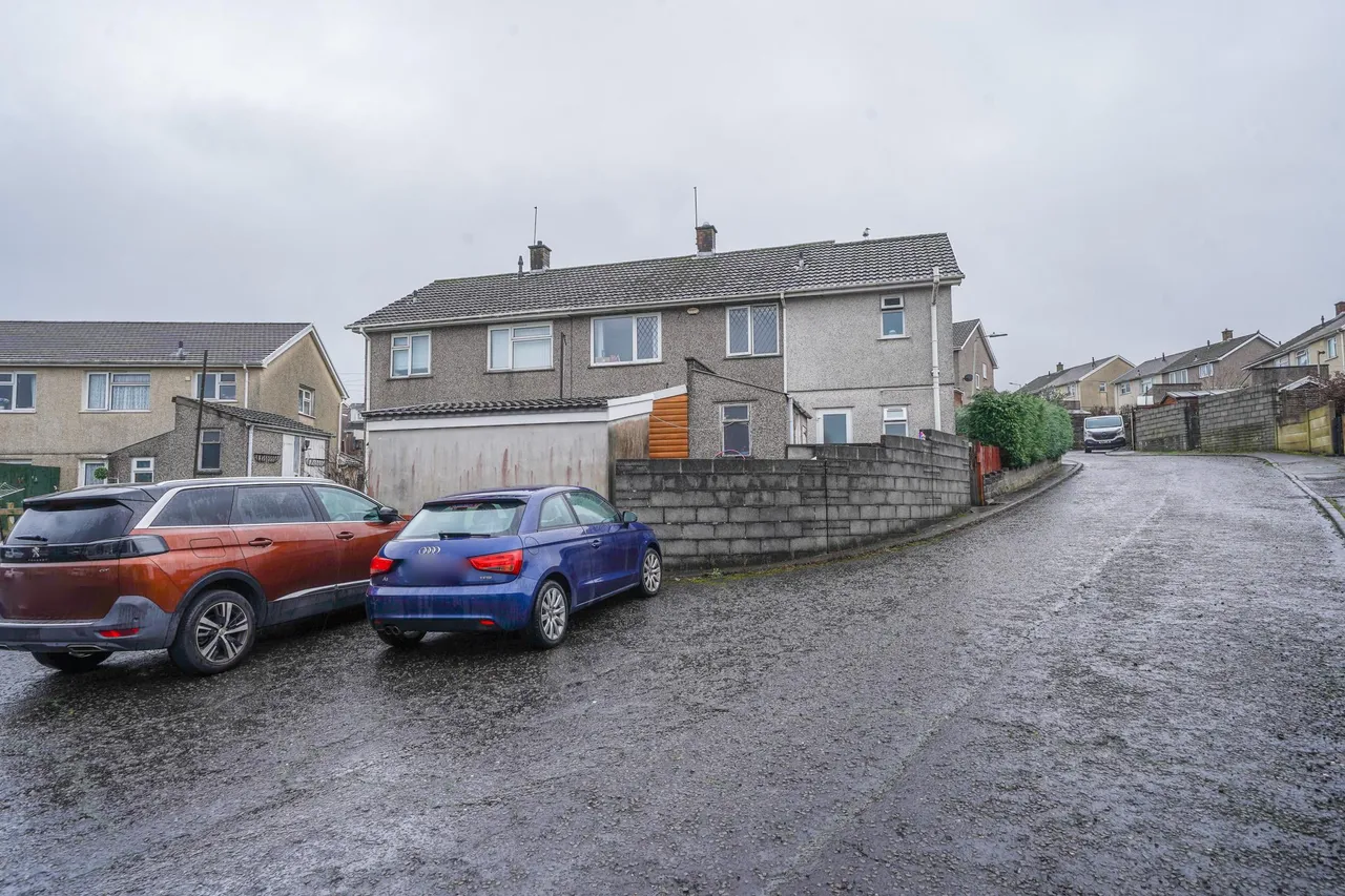 Lon Ogwen, Swansea, SA7, photo 25