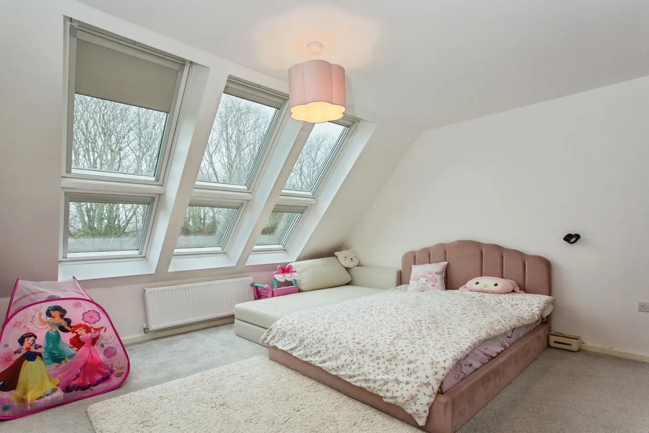Loom Crescent, Bamber Bridge, Preston, Lancashire, PR5, photo 8