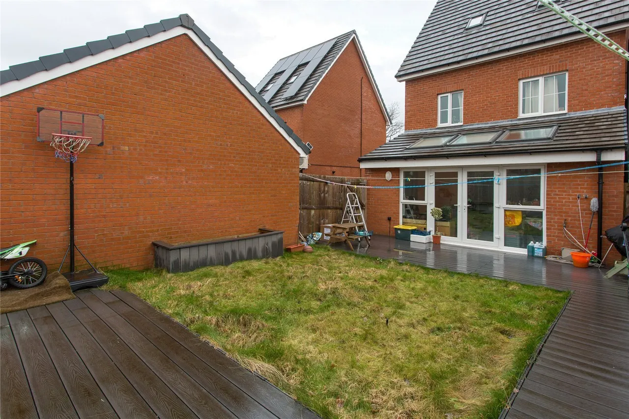 Loom Crescent, Bamber Bridge, Preston, Lancashire, PR5, photo 16