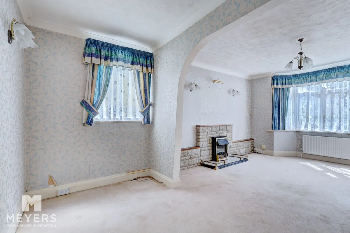 Southwick Road, Bournemouth, BH6, photo 3