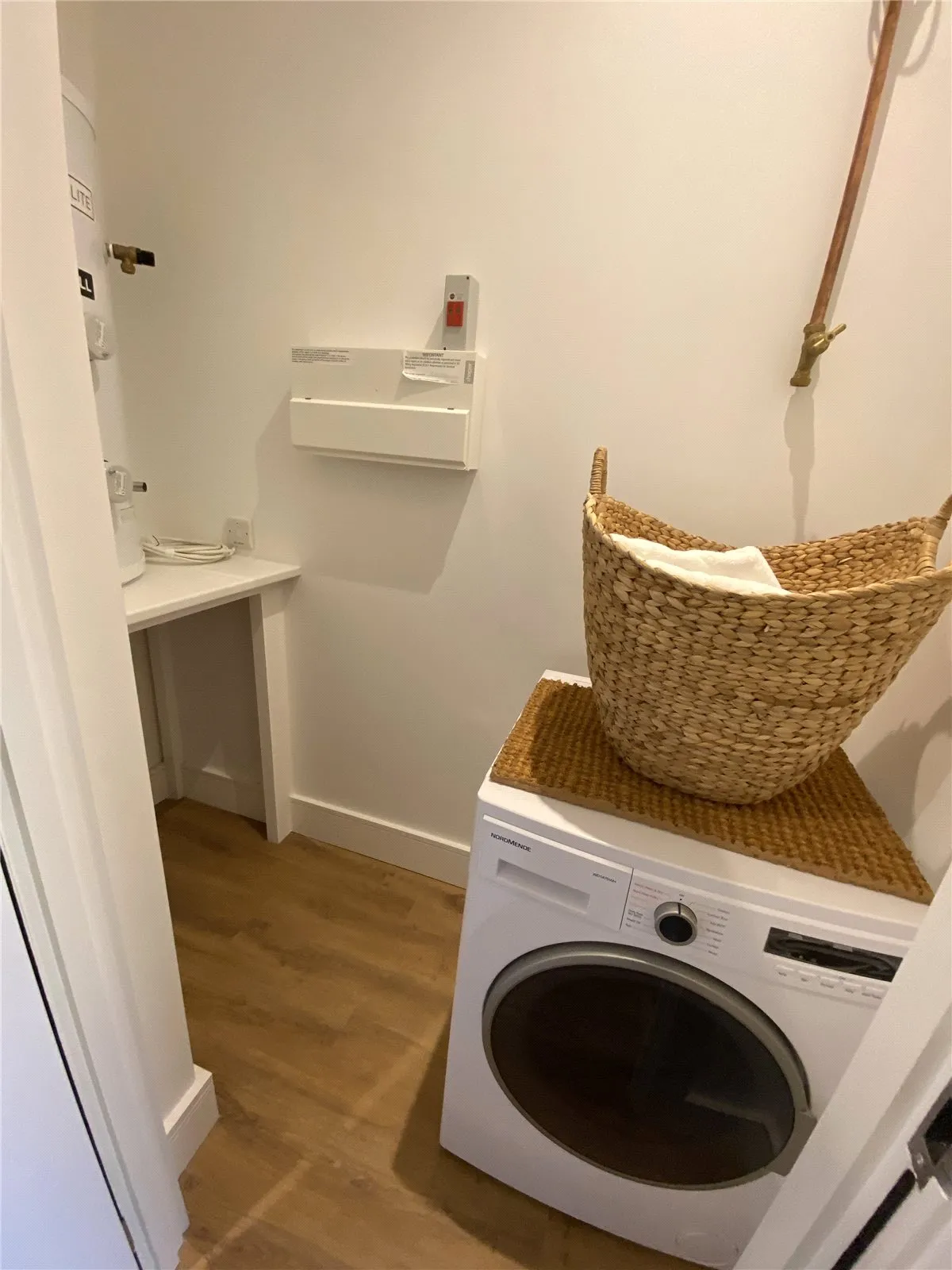 West Gate, Ealing, W5, photo 5