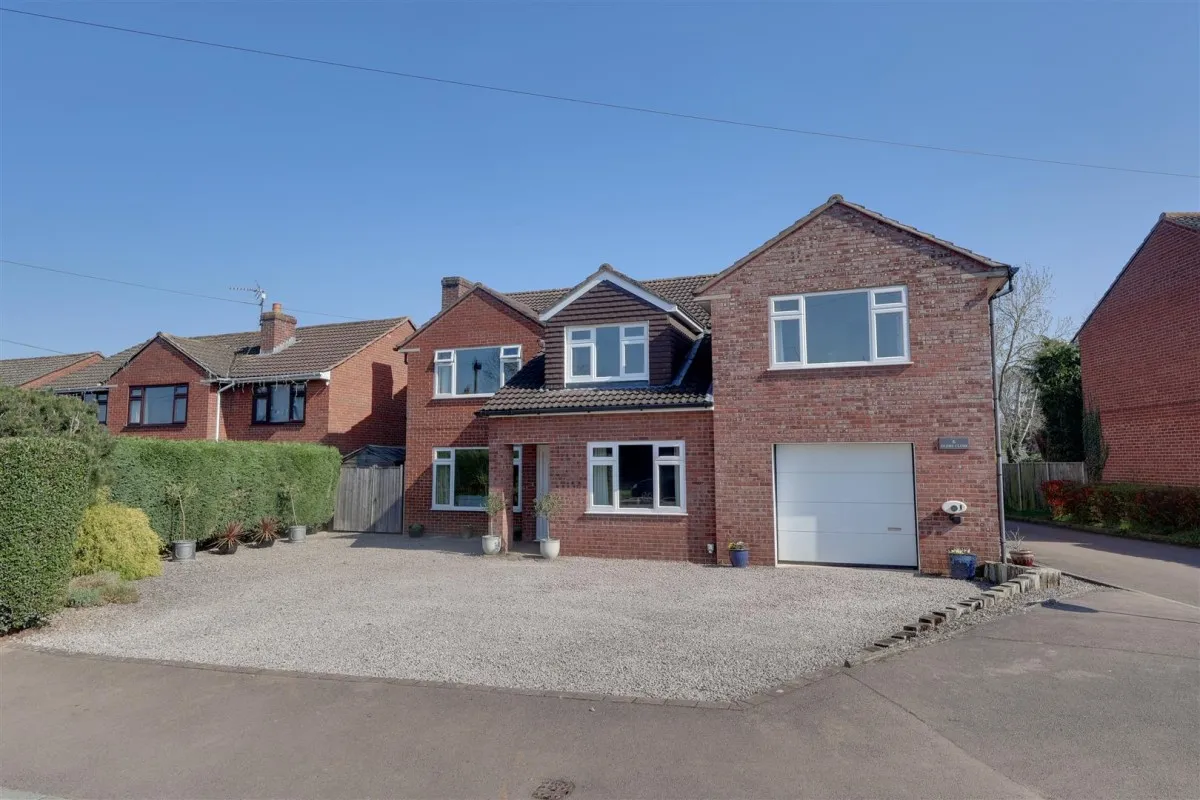 5 bed house for sale, Glebe Close, Newent, GL18