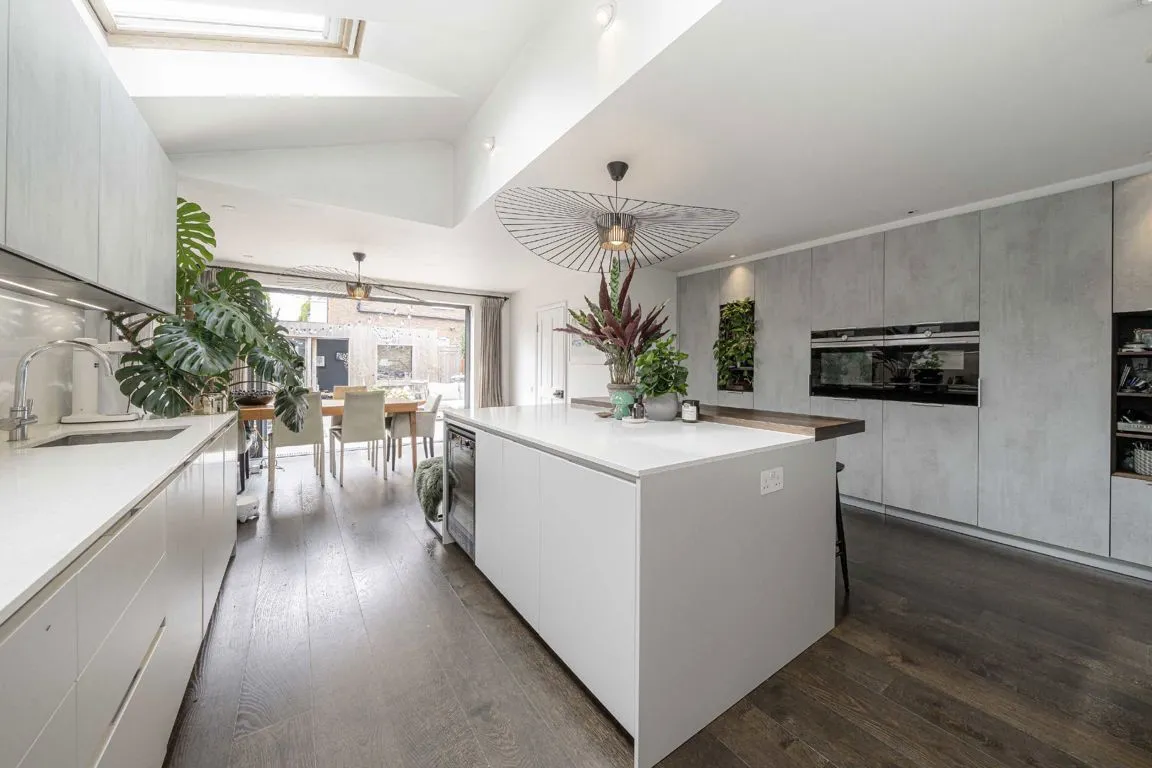 Burtons Road, TW12, photo 5