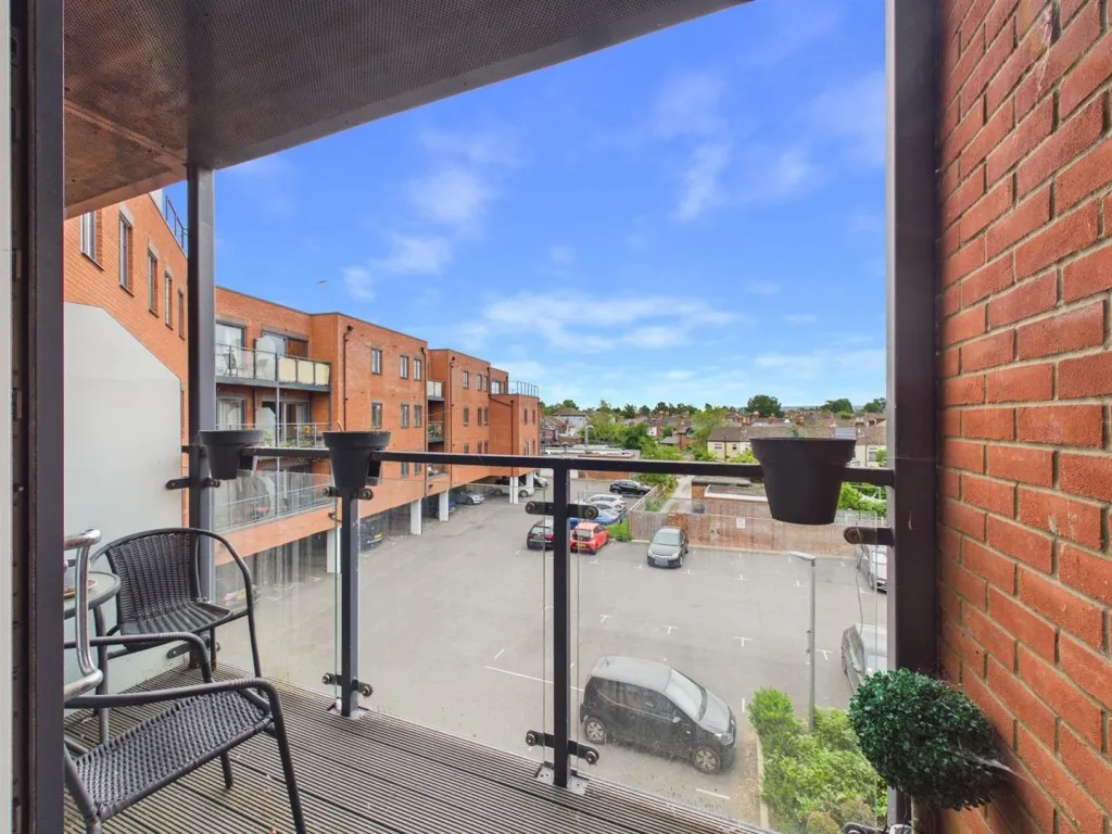 Exchange Street, Aylesbury, photo 6