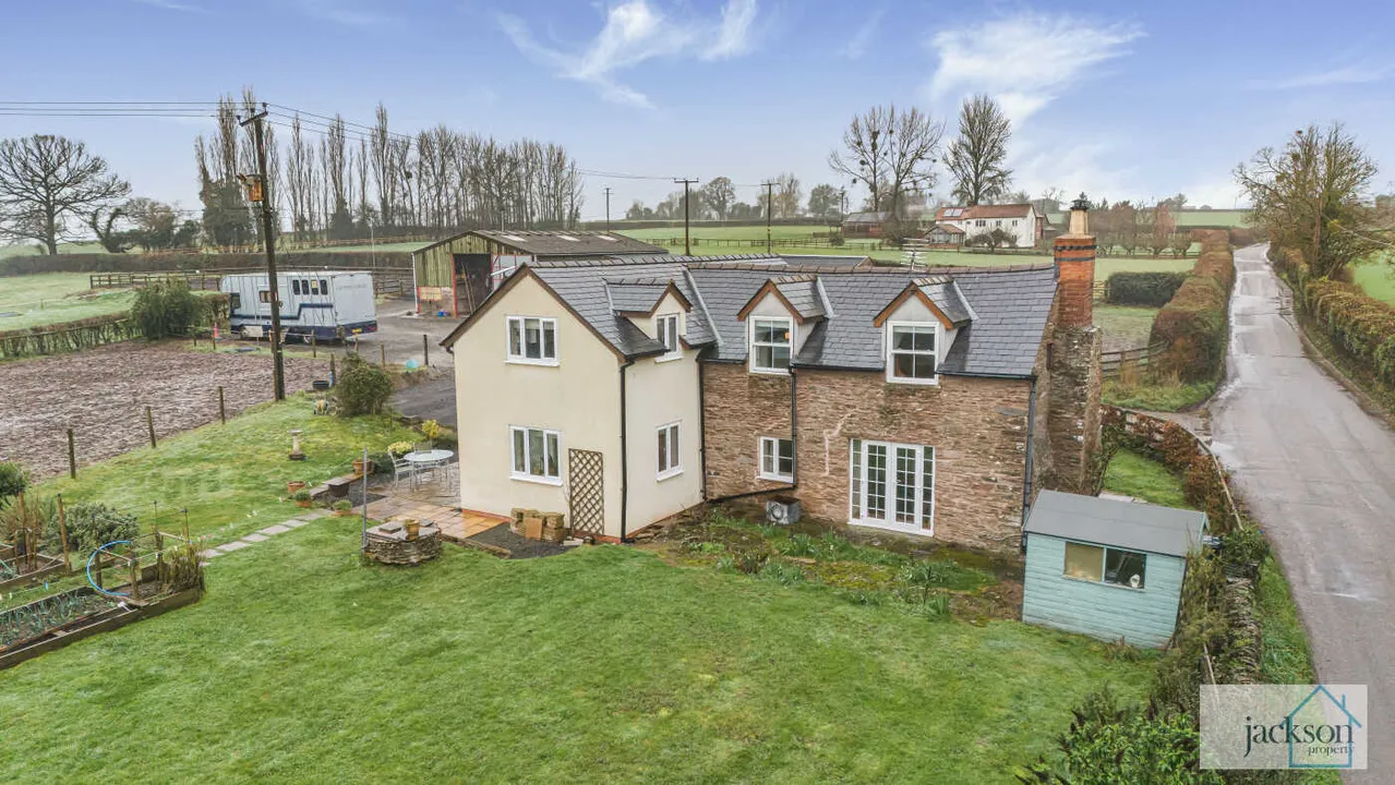 Equestrian Property with 3 Acres, Bowley Lane, Hereford, Herefordshire, photo 32