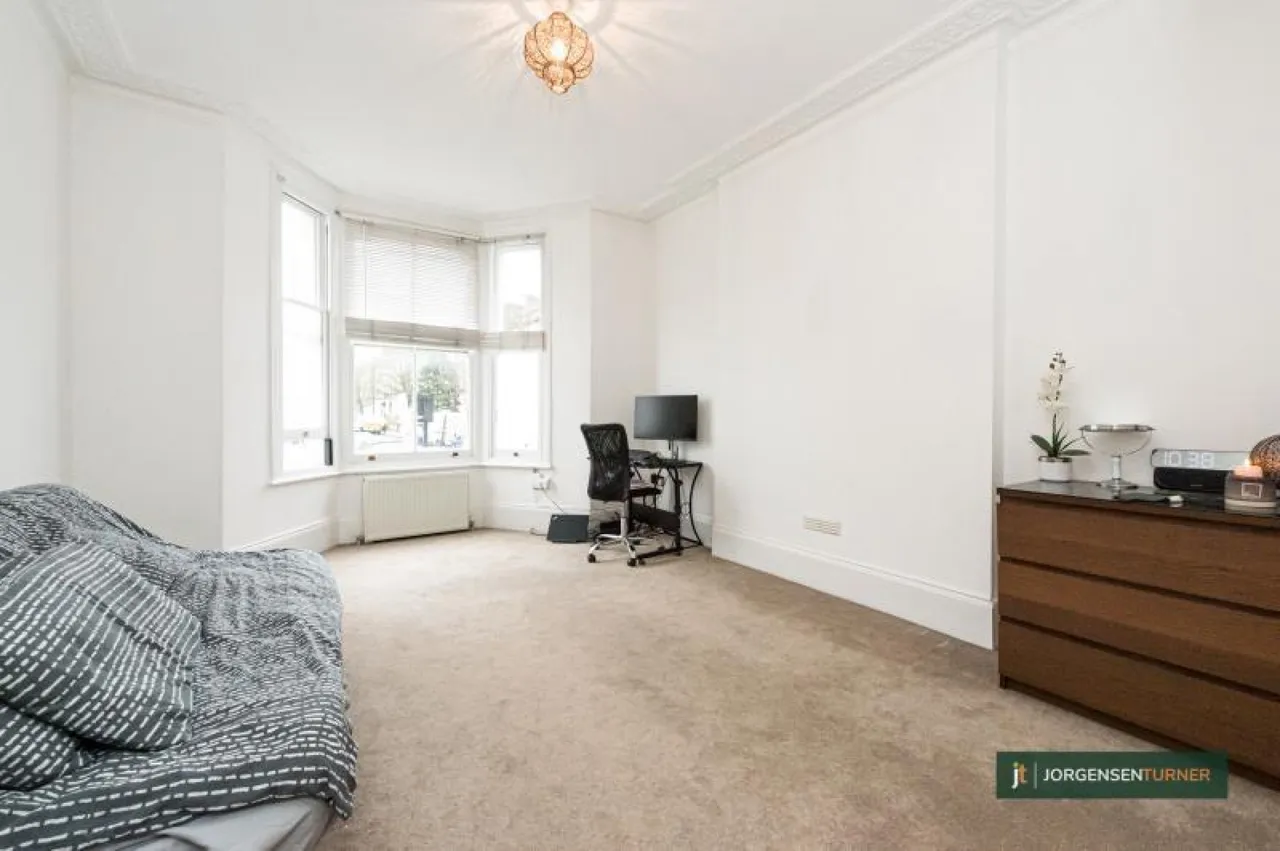 Goodwin Road, Shepherds Bush, W12, photo 2