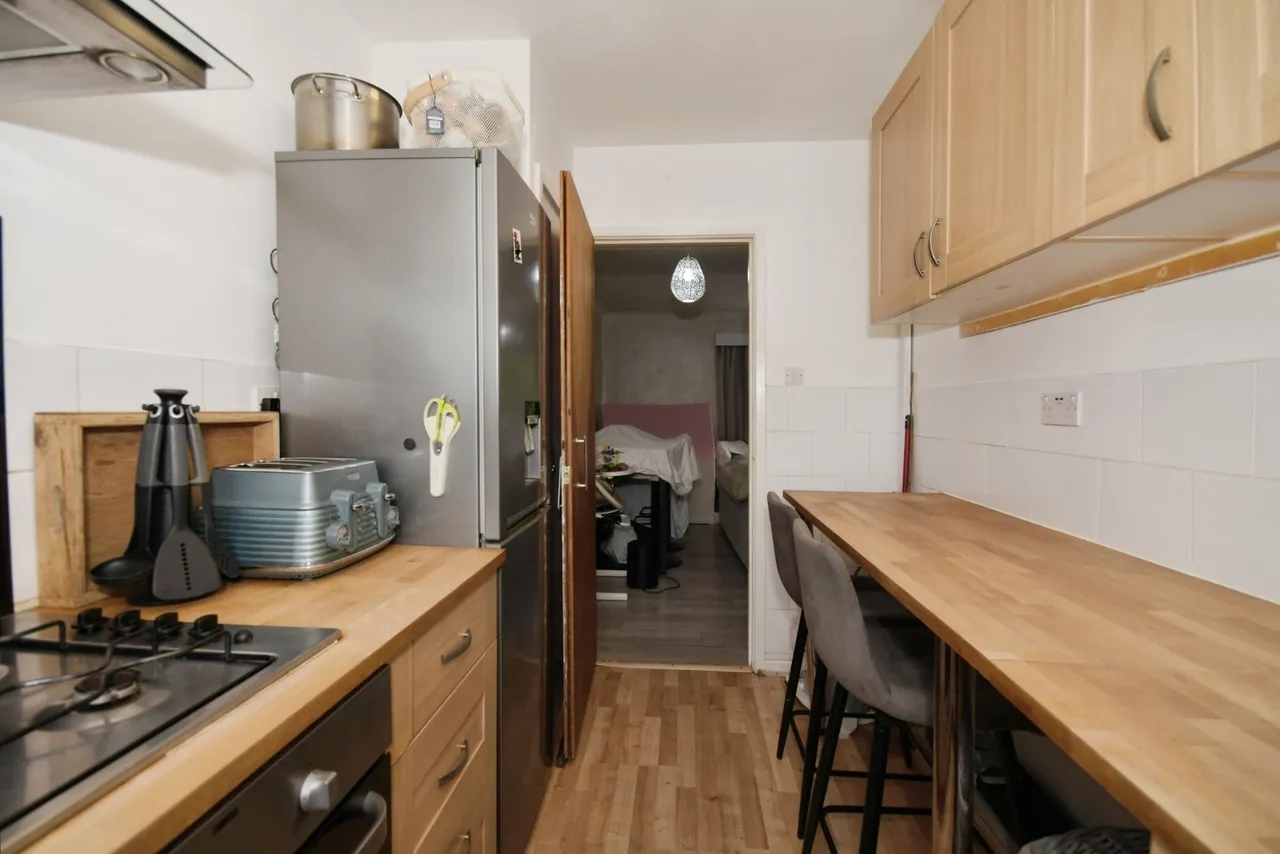 Ladies Spring Drive, Sheffield, South Yorkshire, S17, photo 7