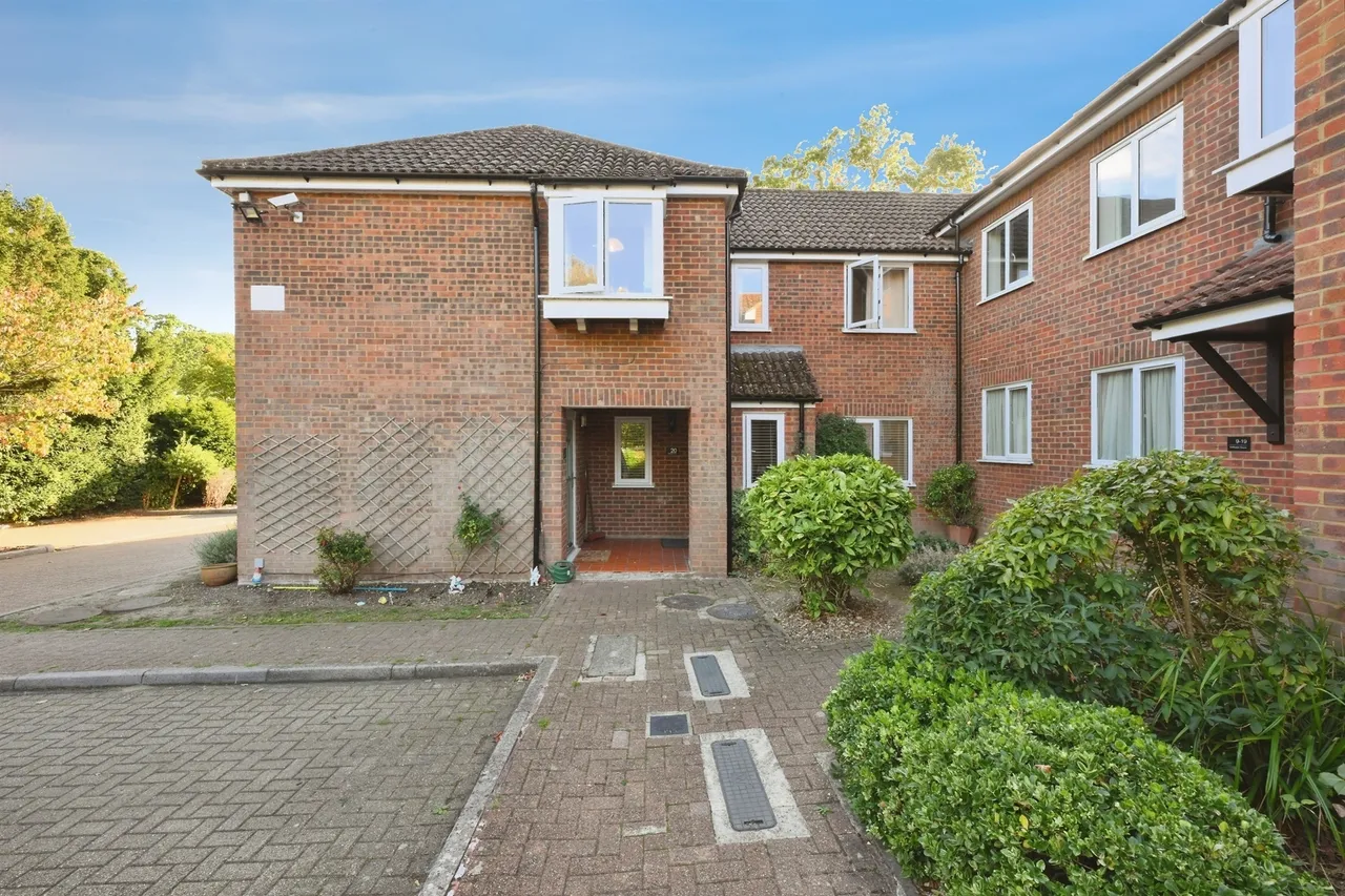 Yewlands, Hoddesdon, EN11, photo 2