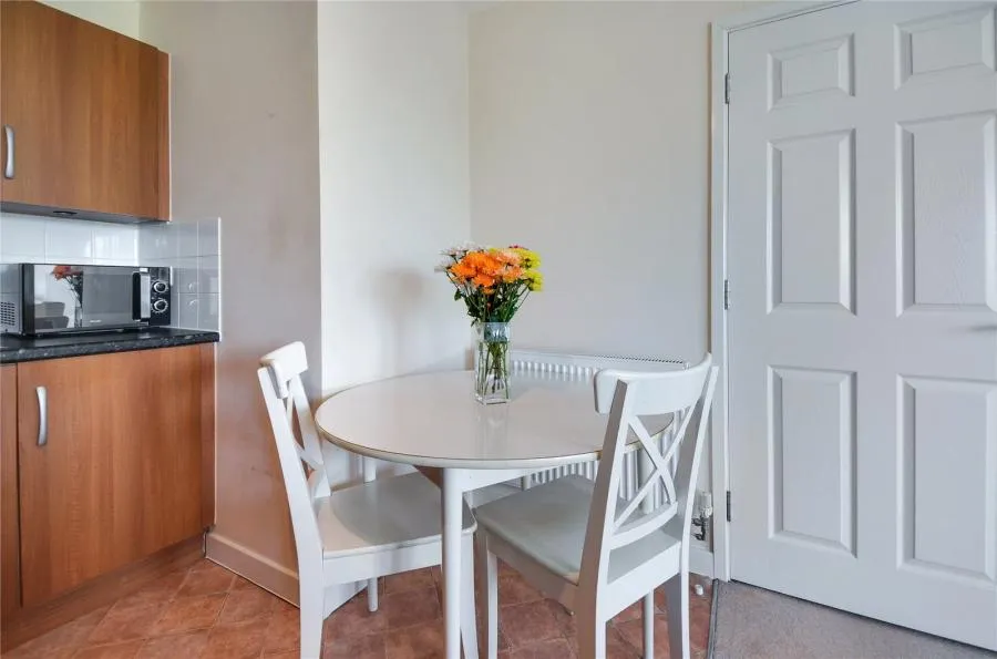 Daimler Drive, Dunstable, LU6, photo 11