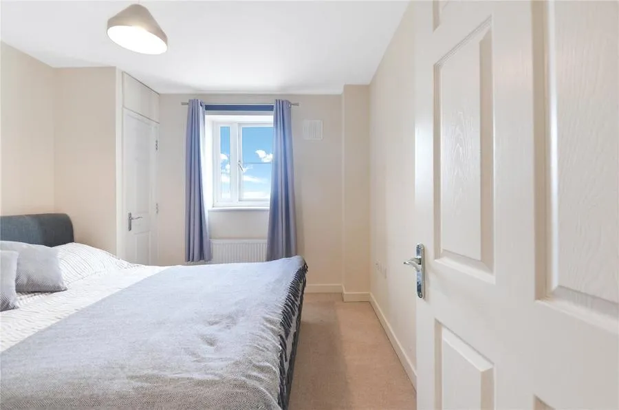 Daimler Drive, Dunstable, LU6, photo 17