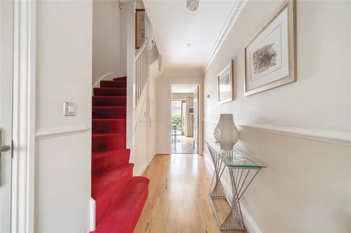 Cromwell Court, Marlborough, SN8, photo 7