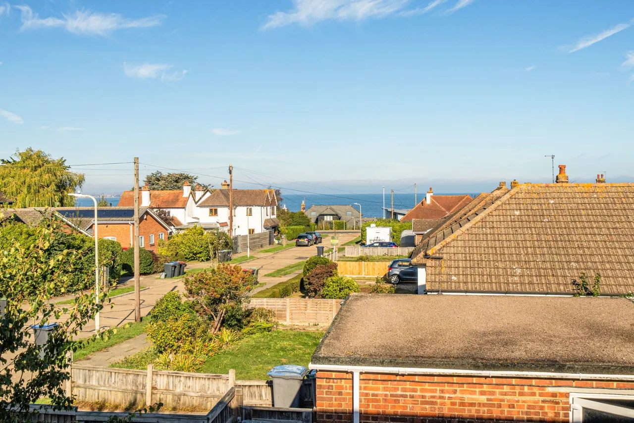 Sunray Avenue, Whitstable, photo 5
