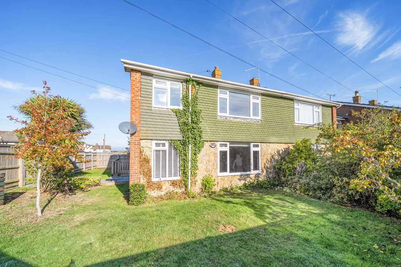 Sunray Avenue, Whitstable, photo 4