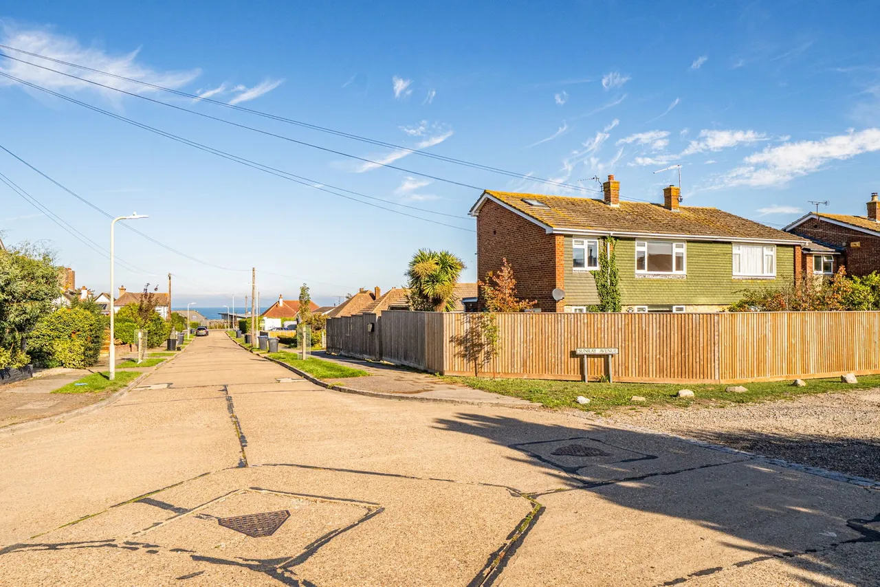 Sunray Avenue, Whitstable, photo 2