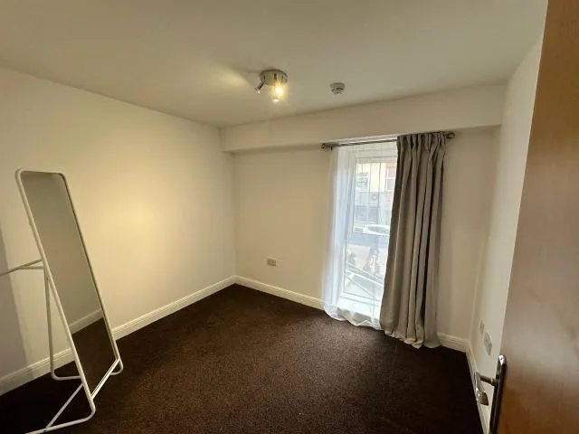 Royal Plaza, 2 Westfield Terrace, Sheffield, S1 4GD, photo 8