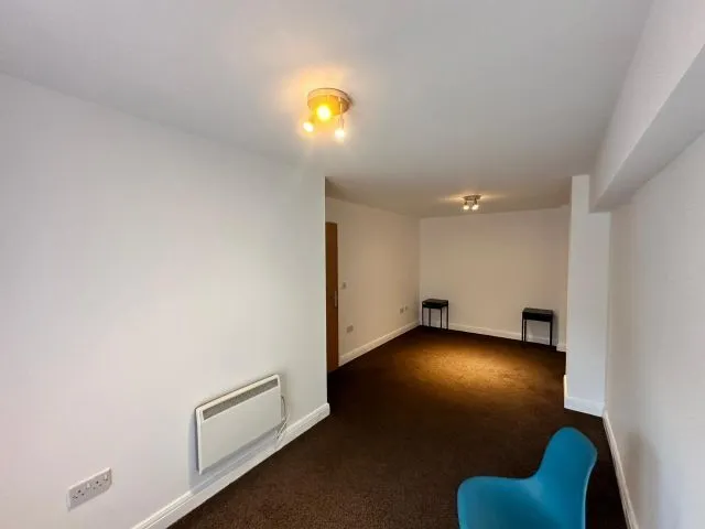 Royal Plaza, 2 Westfield Terrace, Sheffield, S1 4GD, photo 11