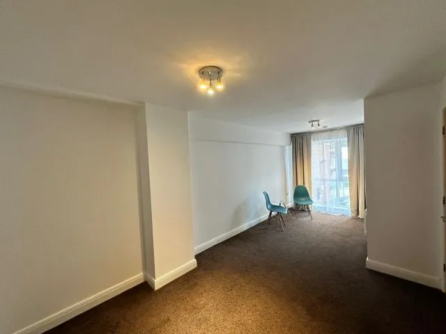 Royal Plaza, 2 Westfield Terrace, Sheffield, S1 4GD, photo 10