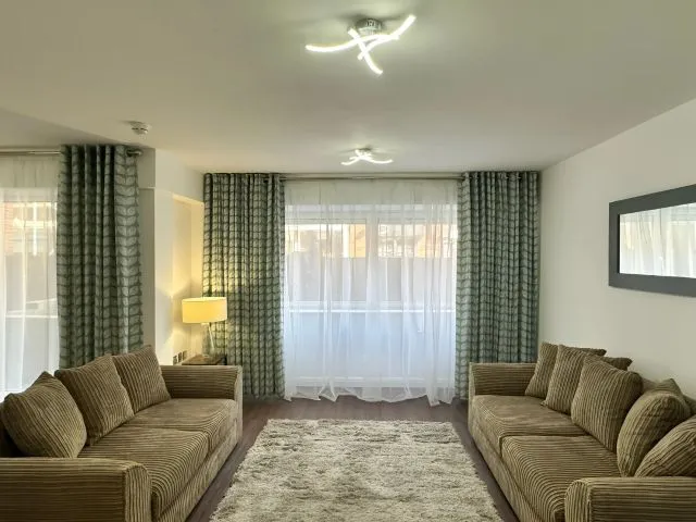 Royal Plaza, 2 Westfield Terrace, Sheffield, S1 4GD, photo 4