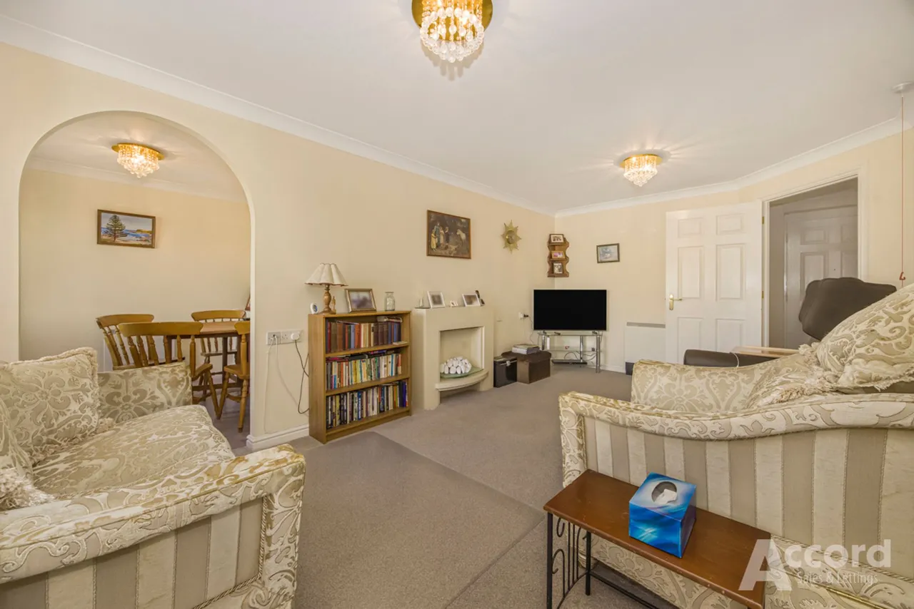 Crammavill Street, Grays, RM16, photo 15