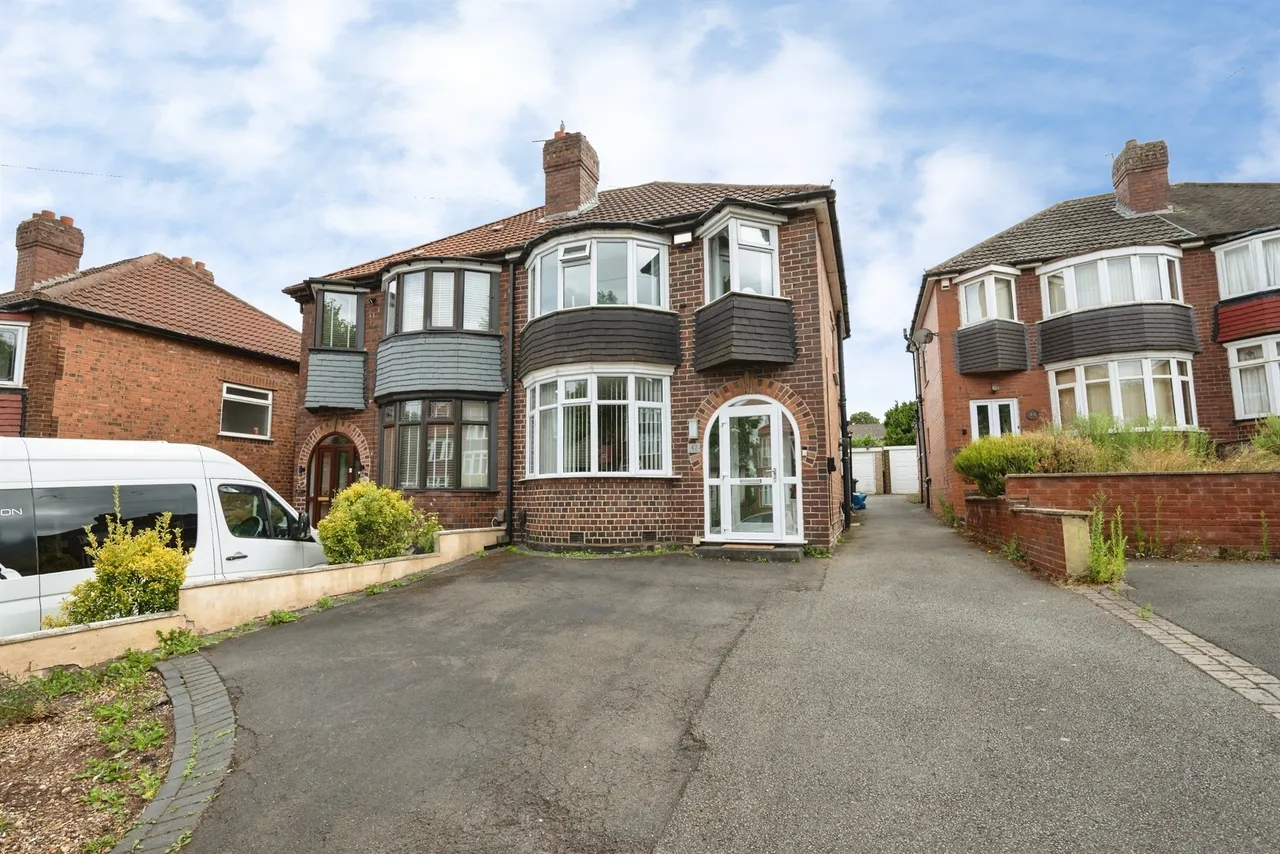 3 bed house for sale — The Broadway, WEST BROMWICH