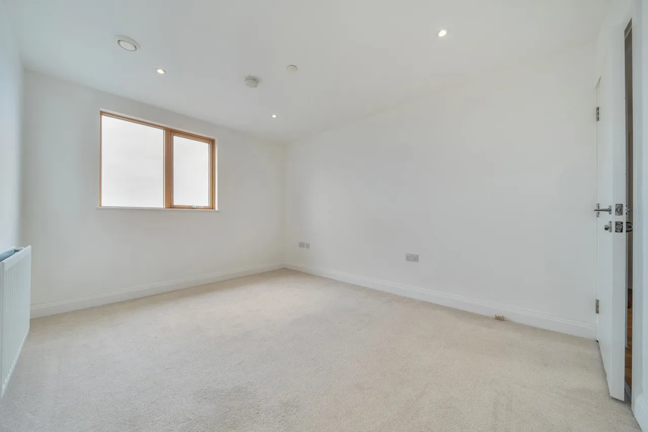 Wellington Street, London, SE18, photo 5