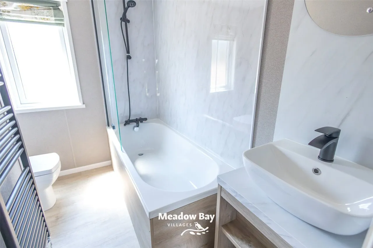 Manor Road, Hayling Island, PO11, photo 8