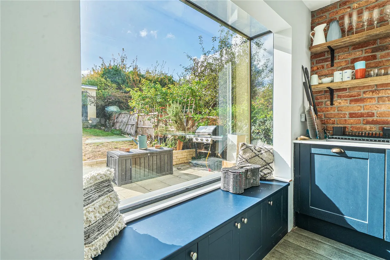 Pitshanger Lane, Ealing, W5, photo 8