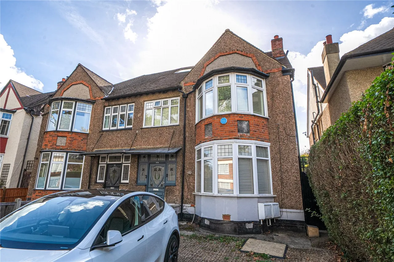 Pitshanger Lane, Ealing, W5, photo 3