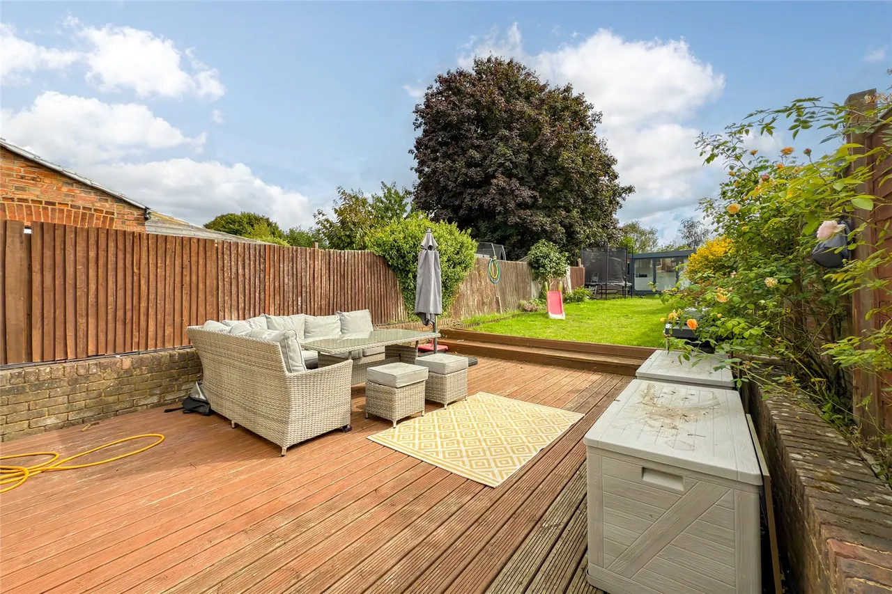 Burnham Road, St. Albans, Hertfordshire, AL1 4QW, photo 11