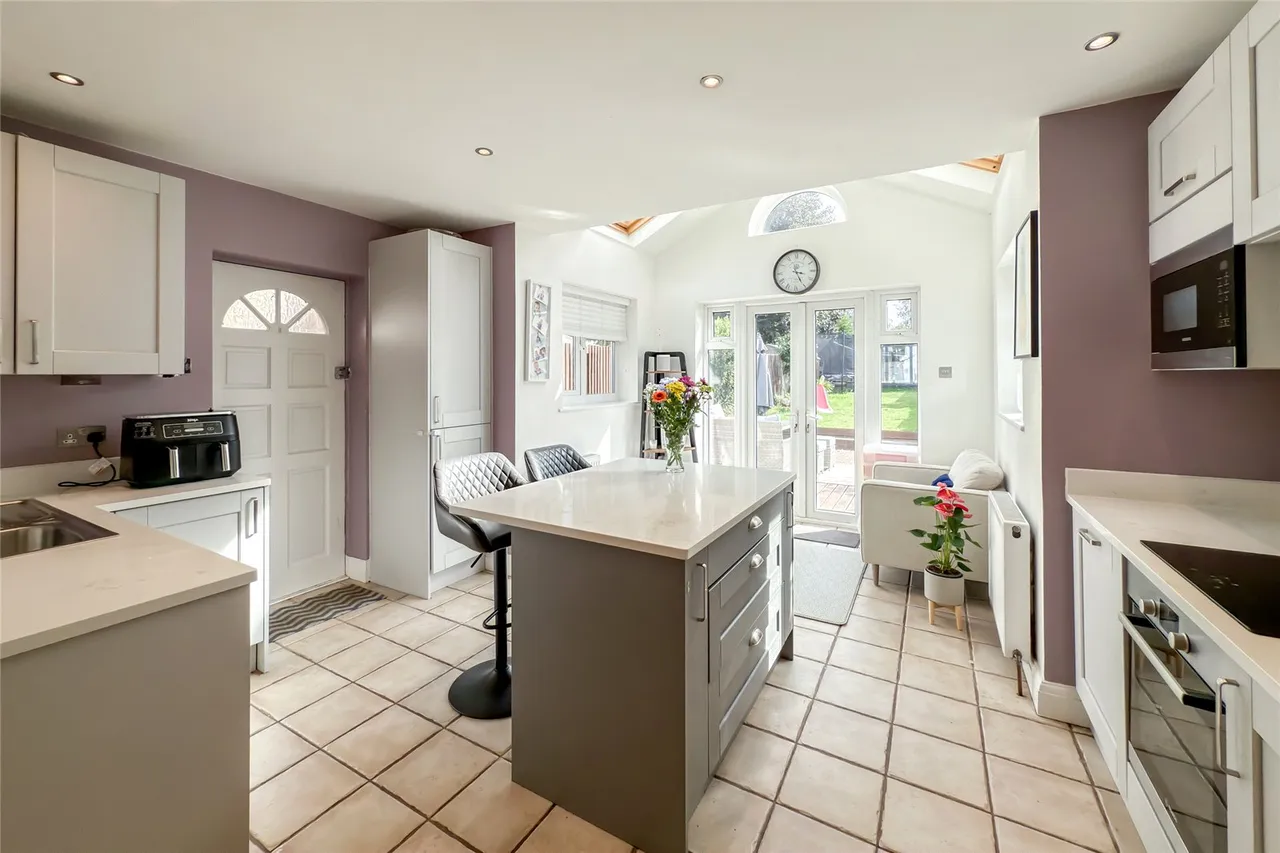 Burnham Road, St. Albans, Hertfordshire, AL1 4QW, photo 4